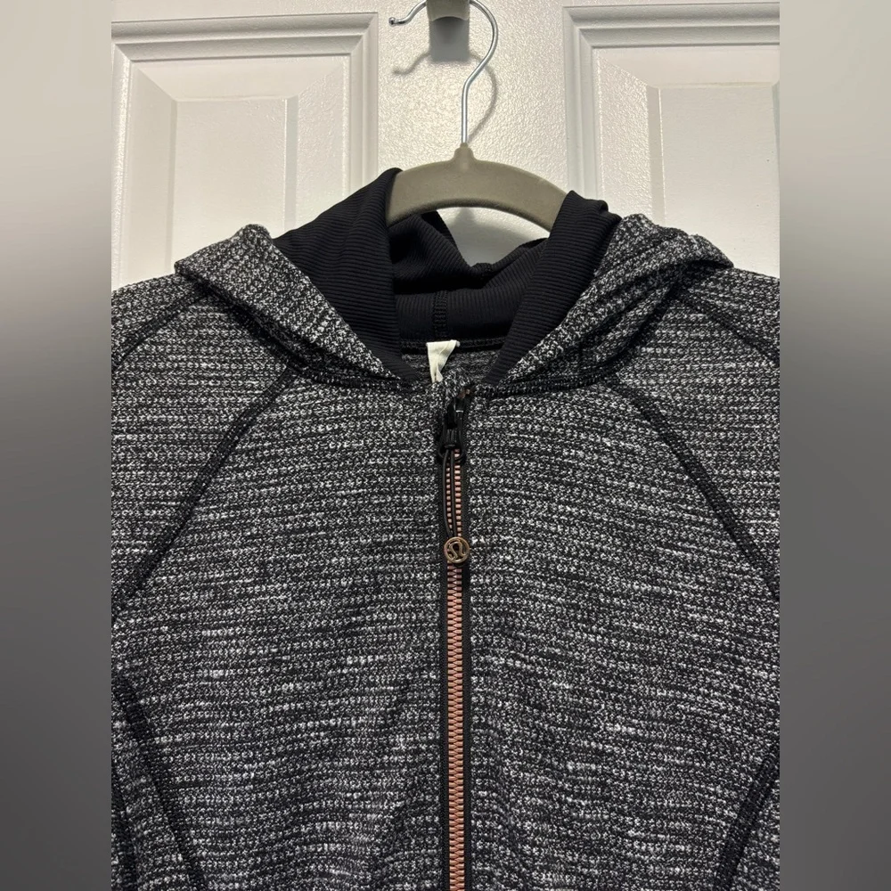 Lululemon Daily‎ Practice Jacket Women’s Black Heathered Full Zip Hooded Size 10